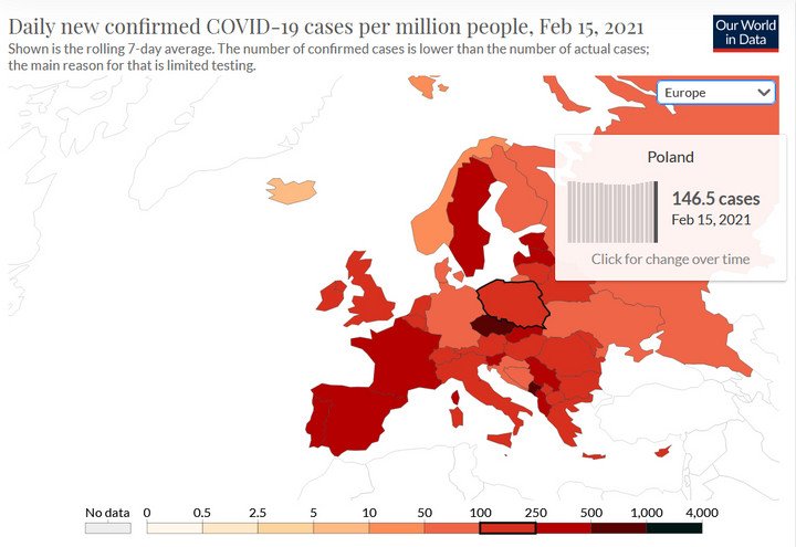 COVID-19 w Polsce. Codziennie nowe potwierdzone przypadki na milion osób (stan na 15 lutego)