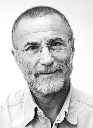 Yossi Melman, izraelski pisarz i dziennikarz związany z „Ha-Arecem”