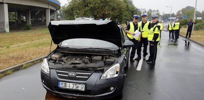 Pirat drogowy taranował radiowozy. Padły strzały