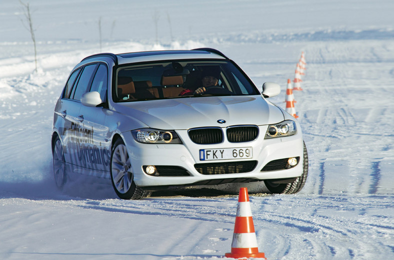 Test opon zimowych 225/45 R17: na czym bezpiecznie przejechać przez zimę?