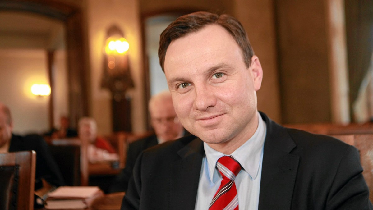 Europoseł PiS i kandydat tej partii na prezydenta Andrzej Duda zaapelował dzisiaj w Szczecinie do prezydenta RP o zawetowanie ustawy dotyczącej restrukturyzacji górnictwa. Zdaniem Dudy, projekt tej ustawy to "likwidacja" polskiego górnictwa.