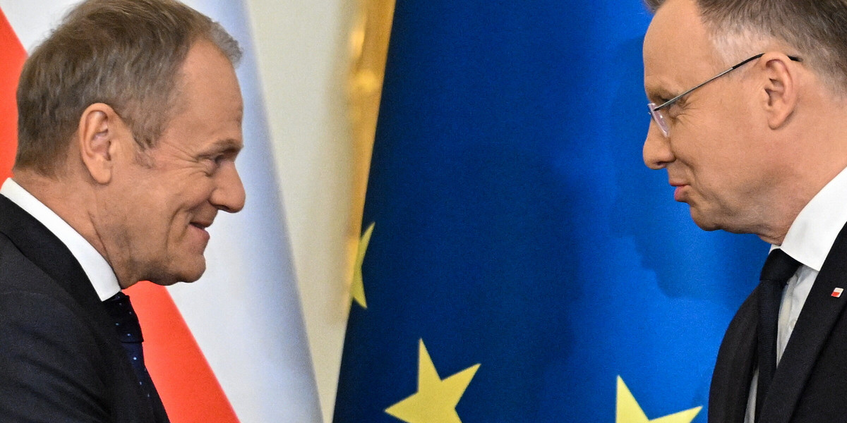 Donald Tusk i Andrzej Duda podczas posiedzenia Rady Gabinetowej