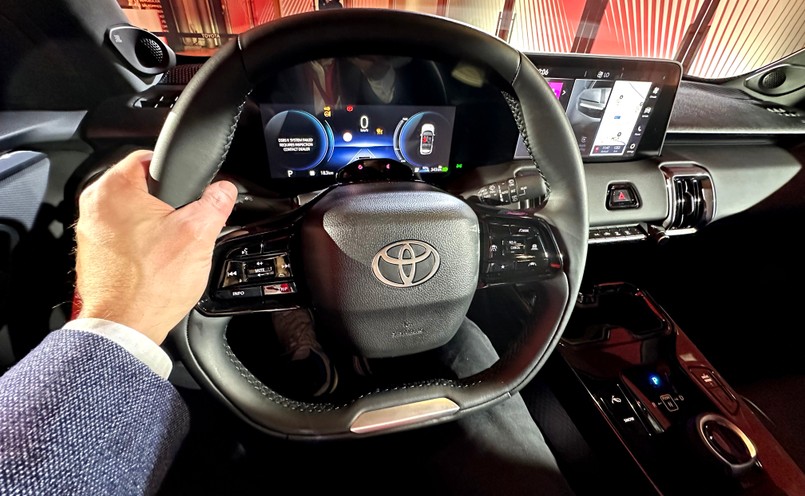 Nowa Toyota Urban Cruiser