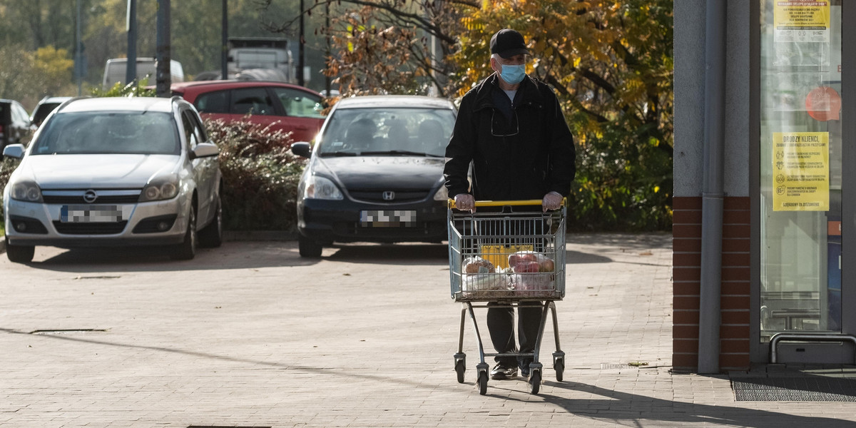 Zrobią zakupy seniorom