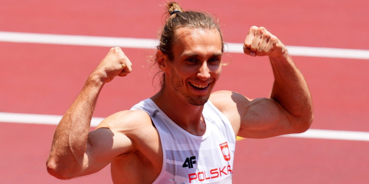 Athletics - Men's 4 x 400m Relay - Round 1