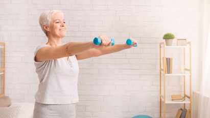 Soha nincs késő elkezdeni a tornát: rendszeres gyakorlással késleltethető az öregedés