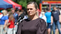 podwyżka dla nauczycieli co roku. barbara nowacka składa deklarację