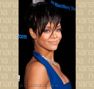 17894_34406-rihanna-sl-d0000BE4Eb6ac3215976a