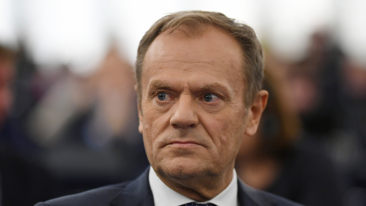 Donald Tusk w związku z odrzuceniem porozumienia o brexicie przez Izbę Gmin, zwołał na 10 kwietnia nadzwyczajny szczyt UE. Źródła unijne podkreślają, że proces brexitu zostaje teraz przedłużony do 12 kwietnia.