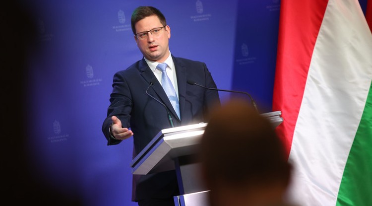 Gulyás Gergely  a Kormányinfón bejelenti a kormány döntéseit Fotó: Ringier