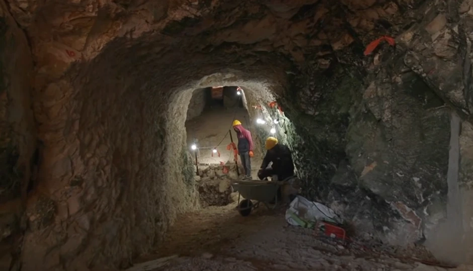 Misteriozni drevni tunel