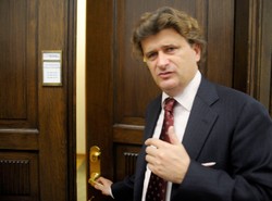 Czy Palikot wykończy Schetynę?