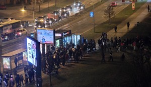 Studenti ispred DIF-a u Novom Sadu