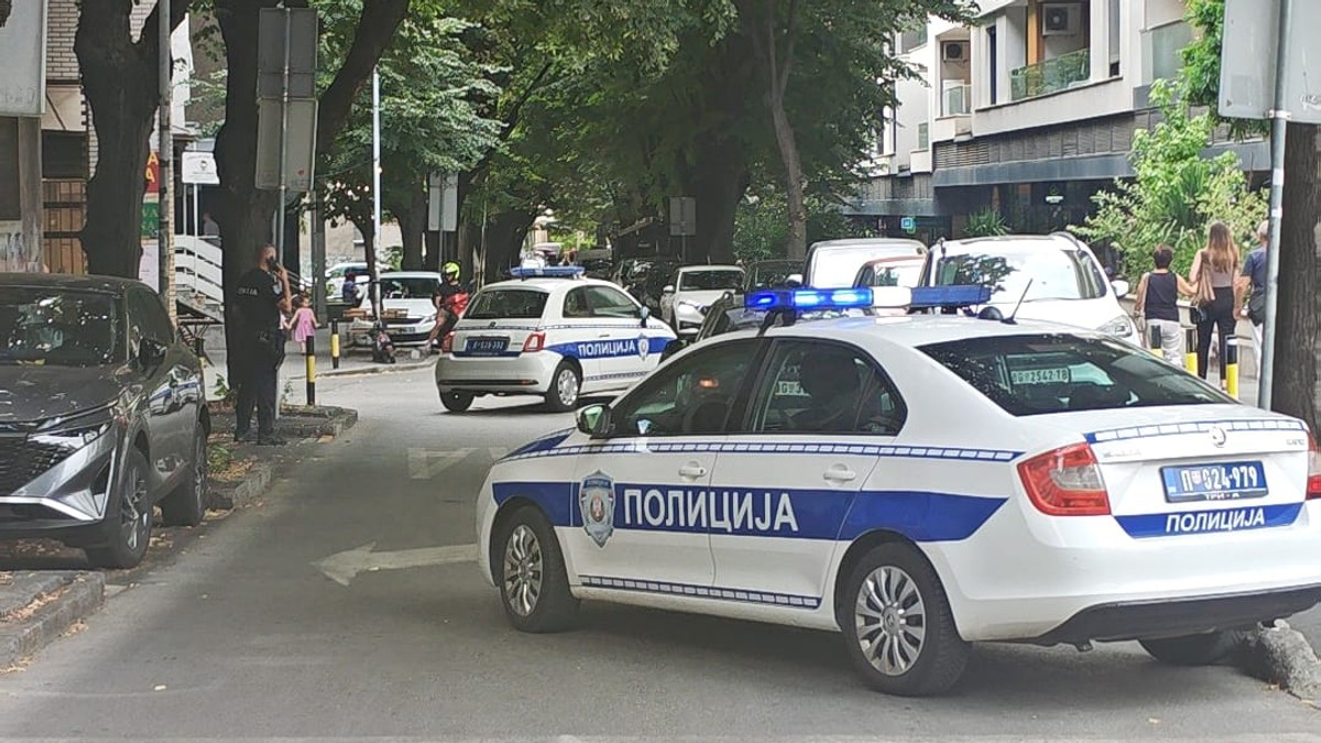 Ubadanje ispred Starine Novaka 21