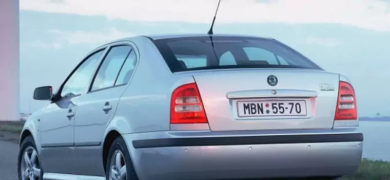 Skoda Octavia: Czeska siostra Golfa za 8 tys. zł