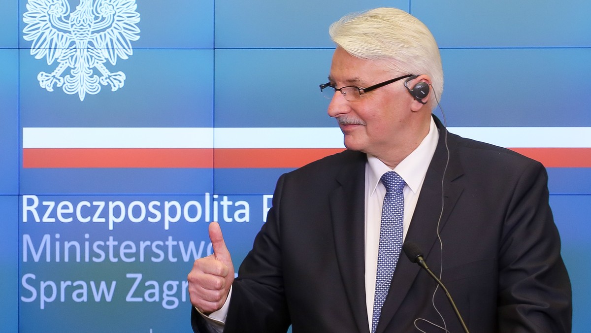 Poparcie dla europejskich aspiracji Albanii wyraził podczas dzisiejszej wizyty w Tiranie szef polskiego MSZ Witold Waszczykowski. Konieczne jest wprowadzenie przez Albanię wszystkich niezbędnych reform - zaznaczył.