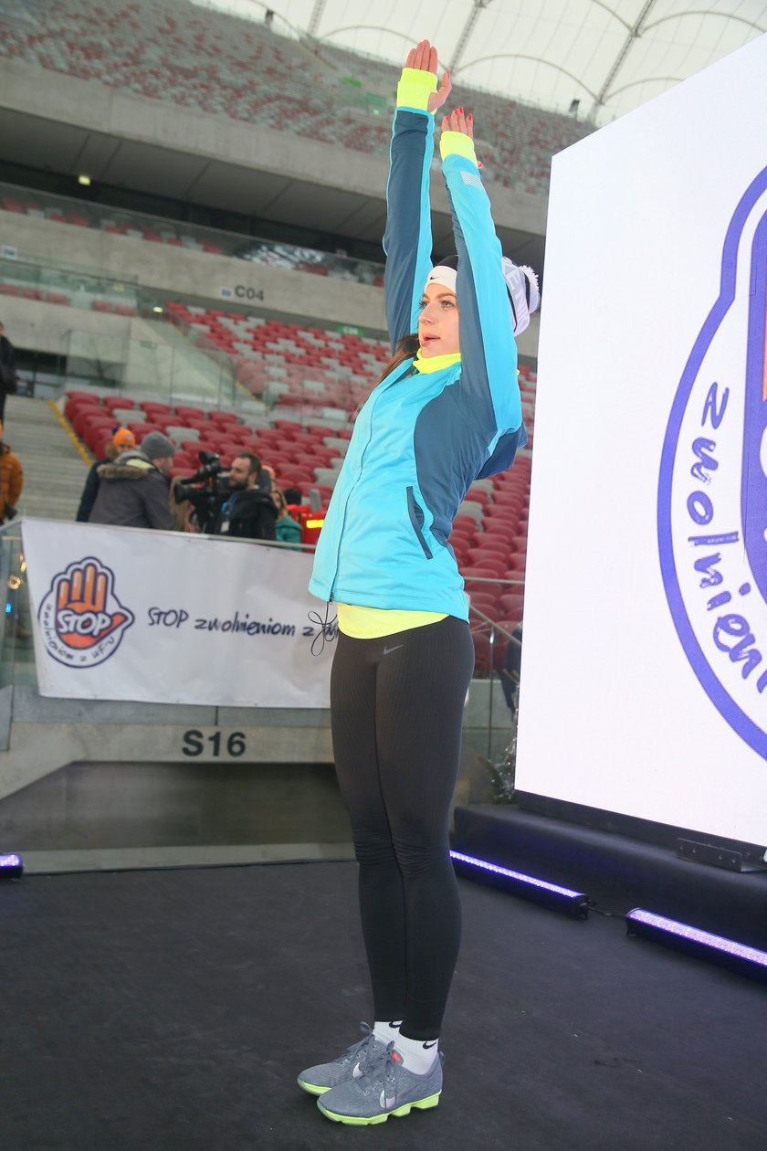 Anna Lewandowska poprowadziła lekcję WF na Stadionie Narodowym!