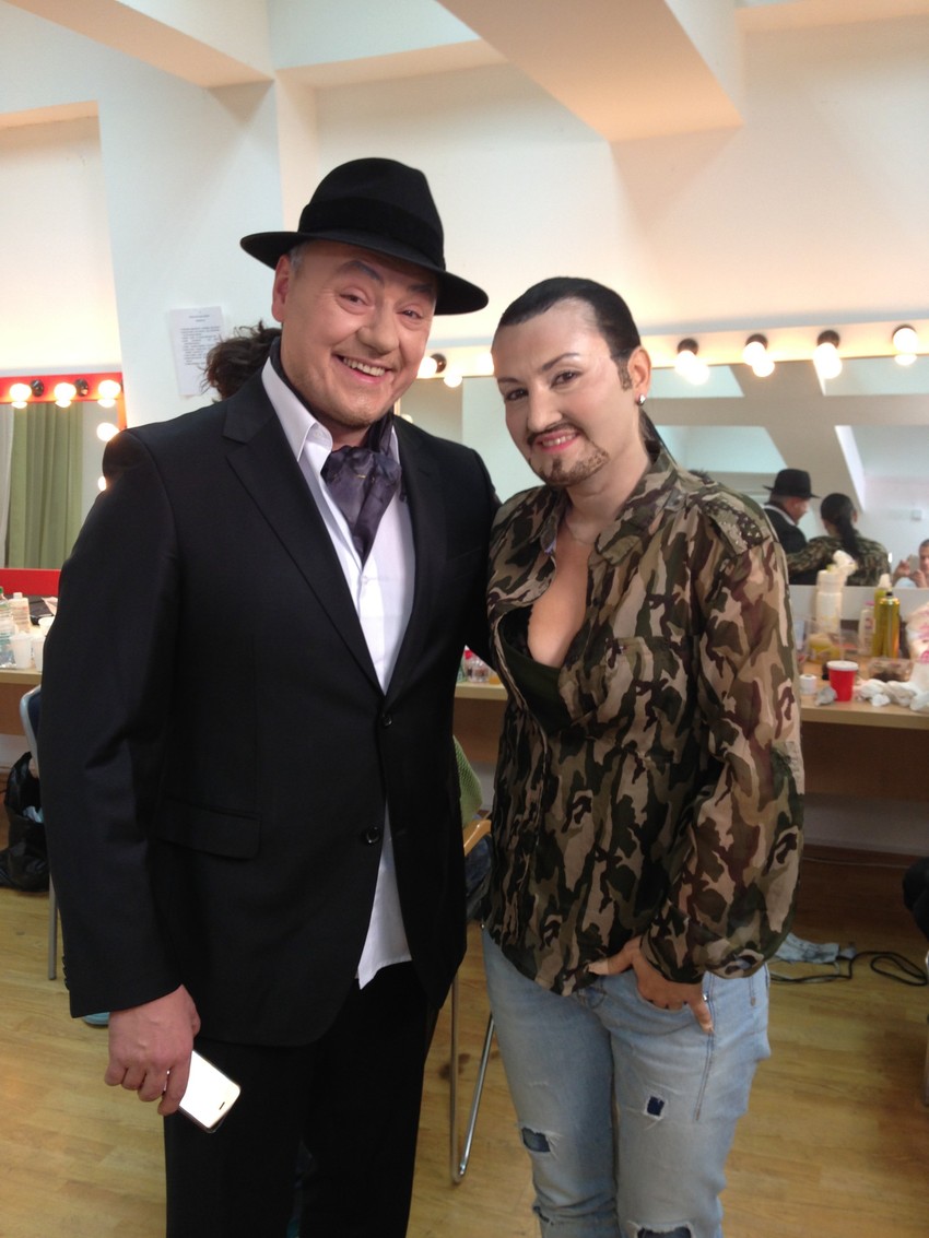 Knez kao Zvonko Bogdan, Goca Tržan kao Knez