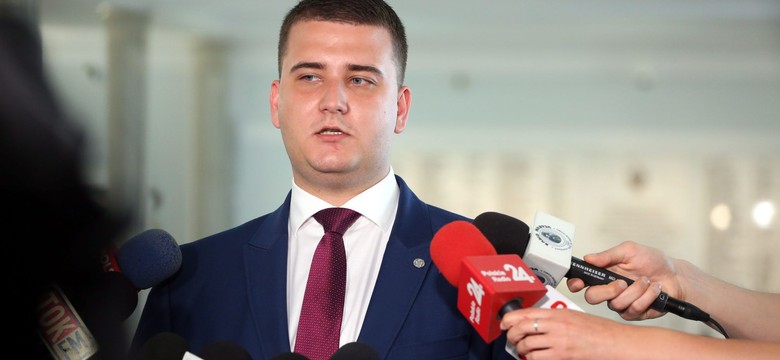 "Rzeczpospolita": Polska Grupa Zbrojeniowa zwalnia znajomych Misiewicza