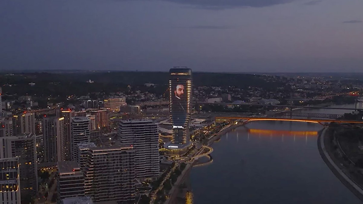 Kula Beograd obasjana u čast Đure Jakšića