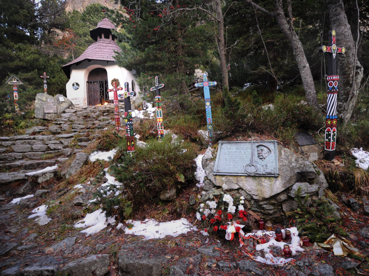 Symboliczny Cmentarz Ofiar Gór pod Osterwą
