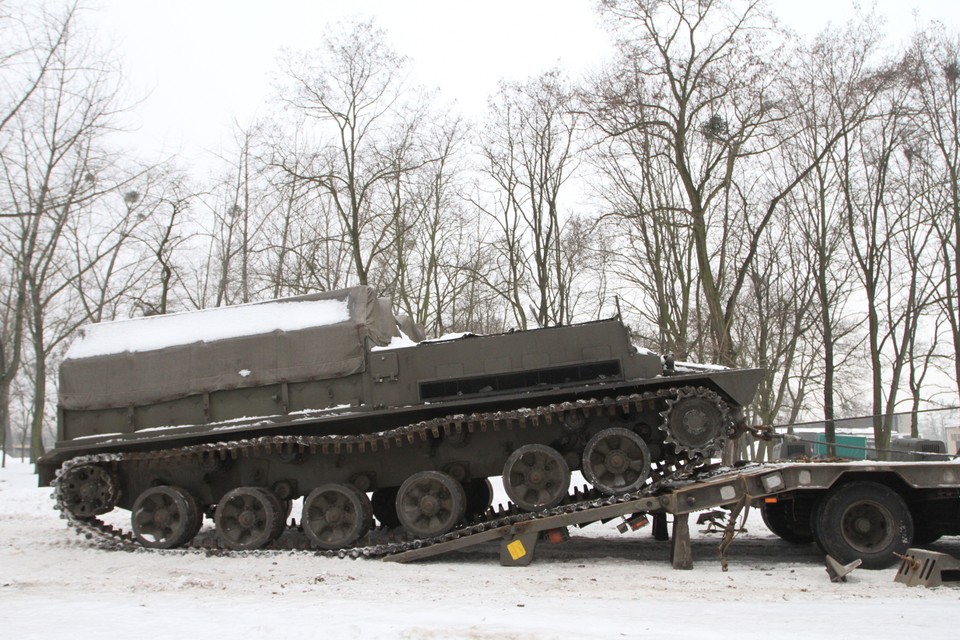 POZNAŃ CIĄGNIK ARTYLERYJSKI MTS-306