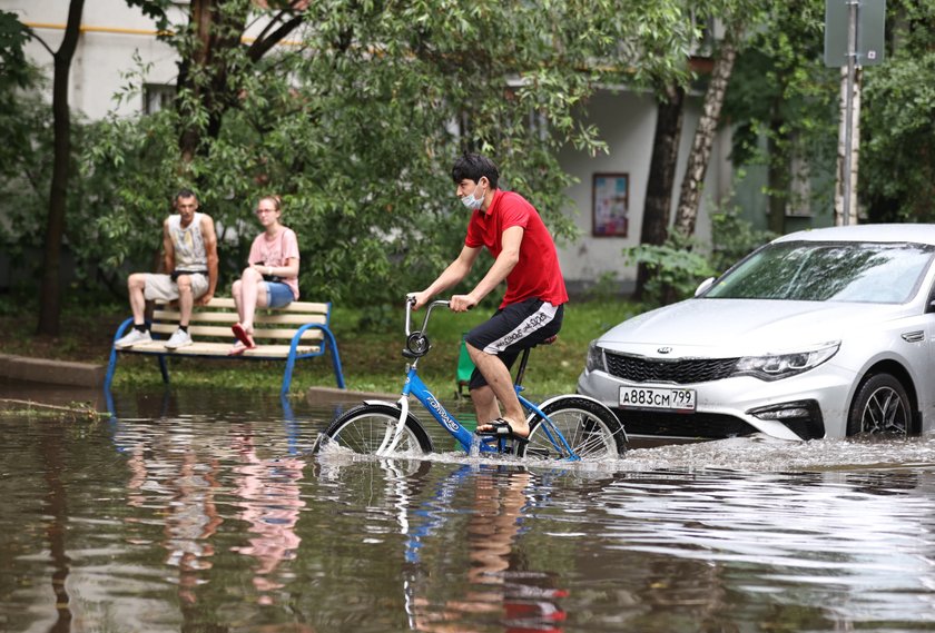 Ulewne deszcze w Moskwie. Nawałnica przeszła nad stolicą Rosji