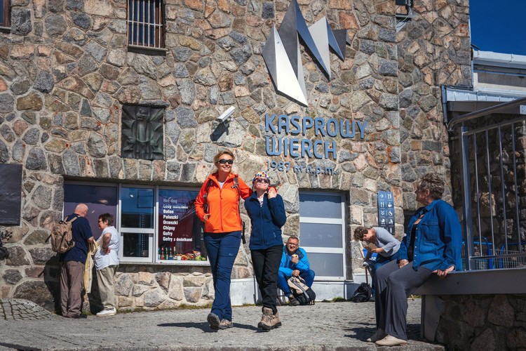 Martyna Wojciechowska i Kabula na Kasprowym Wierchu