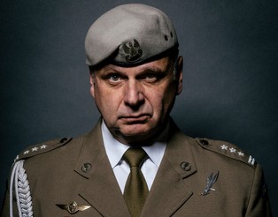 Były szef GROM: Z Macierewiczem mam przykre doświadczenia jeszcze z lat 90., z nocy teczek