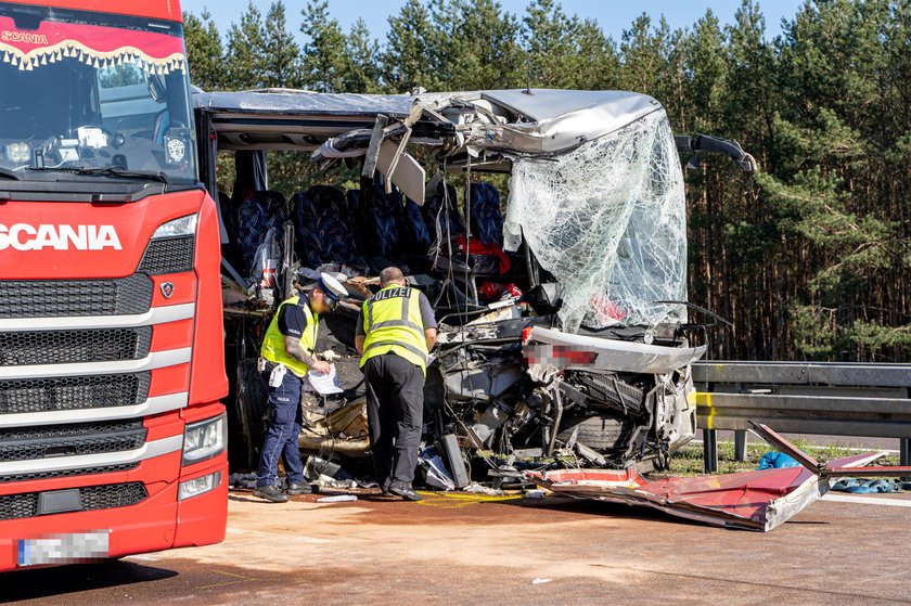 Wypadek polskiego autokaru na A12 w Niemczech