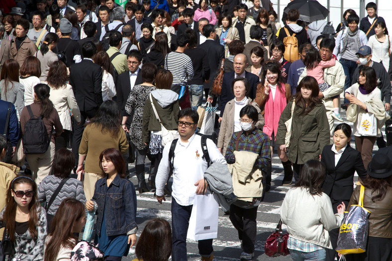 Według agencji Bloomberd w liczącym ok. 130 milionów społeczeństwie japońskim blisko 23 proc. obywateli ma więcej niż 65 lat