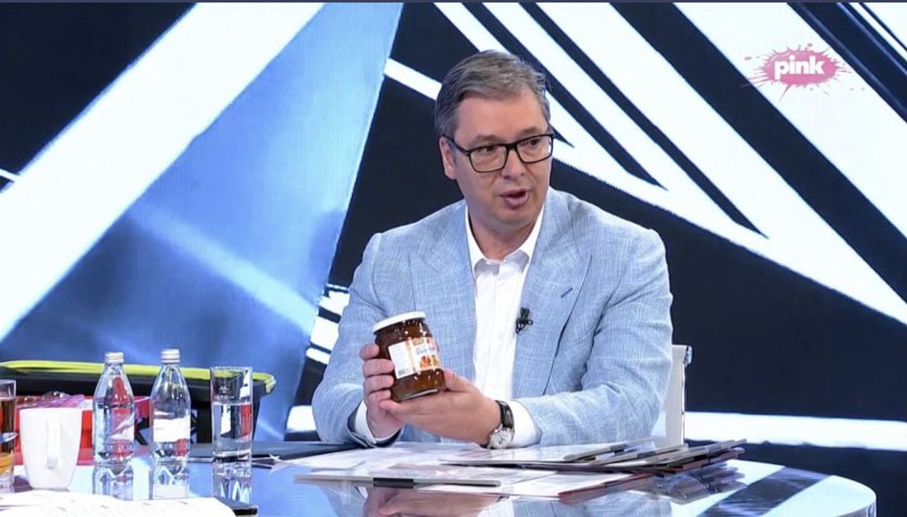 &#34;Brašno manje od 50 dinara, ulje 144, pasulj 259 dinara&#34;: Vučić o novim pojeftinjenjima namirnica u prodavnicama: &#34;37 proizvoda biće jeftinije&#34; (foto)
