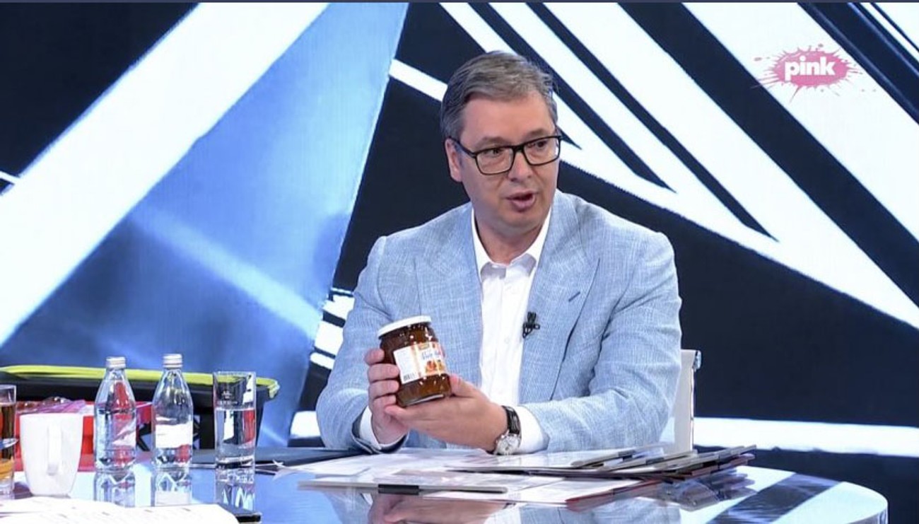 &#34;Brašno manje od 50 dinara, ulje 144, pasulj 259 dinara&#34;: Vučić o novim pojeftinjenjima namirnica u prodavnicama: &#34;37 proizvoda biće jeftinije&#34; (foto)