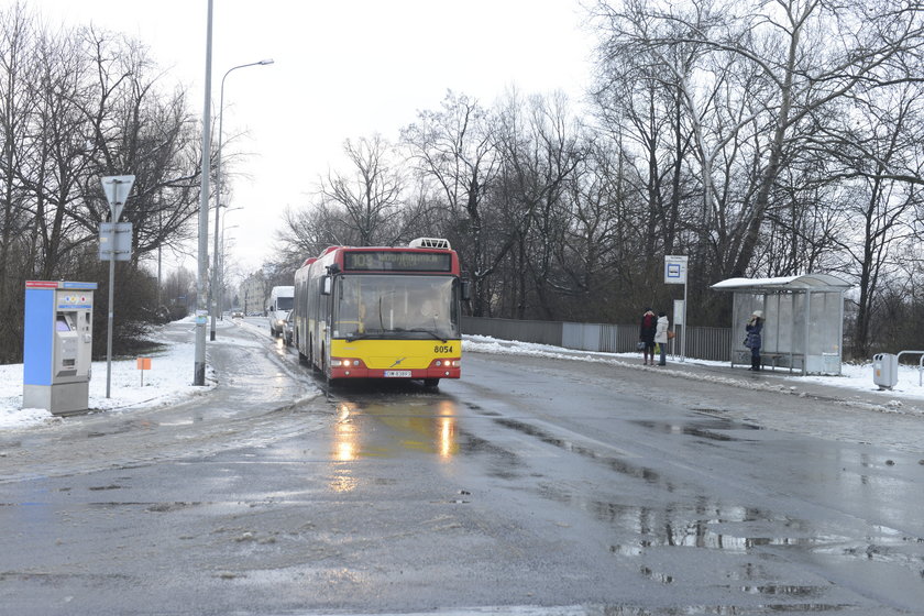 Więcej autobusów na Maślice, Stabłowice i Pracze Odrzańskie