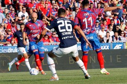 Liga Konferencji. Czeskie media: Slavia skomplikowała sobie sprawę