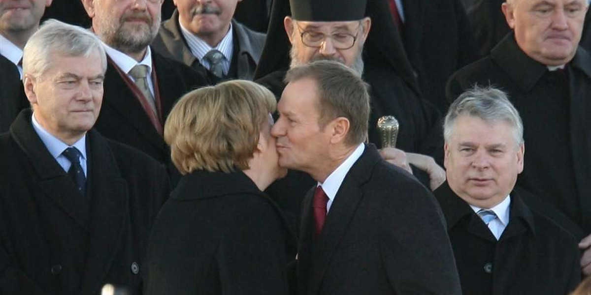 Prezydent i premier witają Merkel