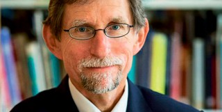 Tim Oates o wyzwaniach edukacji: Wiedza oznacza kreatywność [WYWIAD]