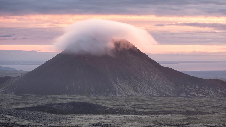 Islandia: 17 tys. trzęsień ziemie w tygodniu. Możliwa erupcja wulkanu Keilir