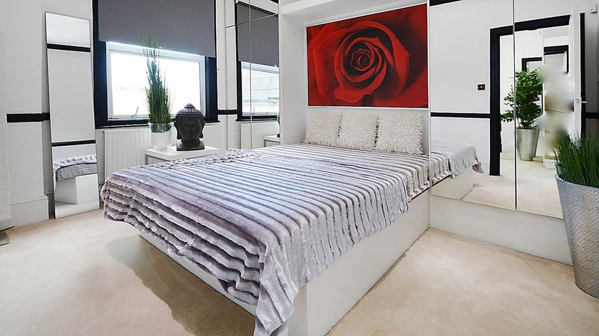 Apartament legendy rocka na wynajem. Co za luksus!