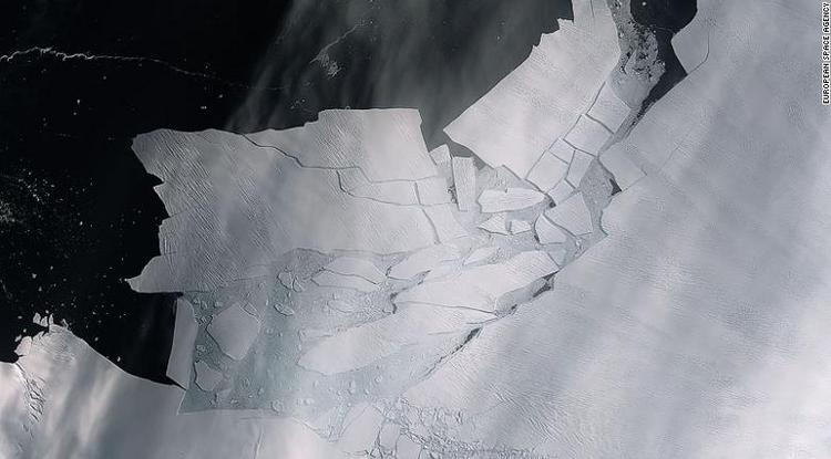 Leszakadt egy Málta méretű jégtömb az Antarktiszról