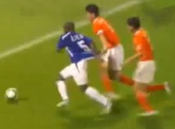 Zobacz kolejnego gola Olisadebe w Chinach