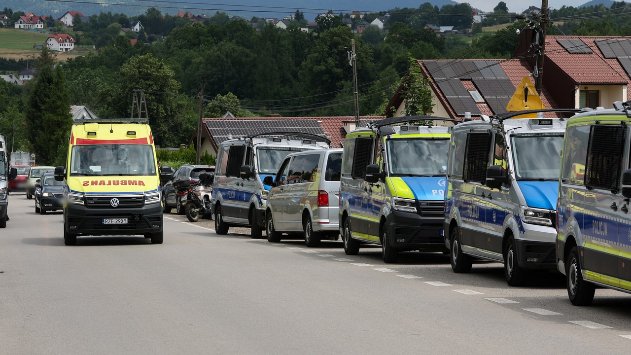Tragedia w Starej Wsi. Co stanie się z osieroconym dzieckiem? 