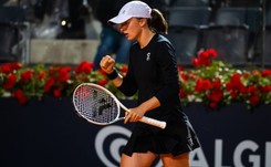 Świątek trenuje w Paryżu. 'Z powrotem na swoim terenie'