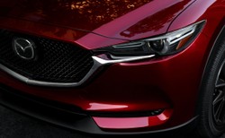 Nowa mazda CX-5 ujawniona. Mamy pierwsze zdjęcia nowego SUV-a z Japonii