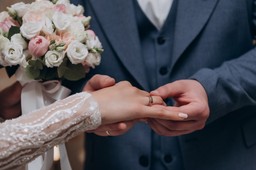 Zmiana nazwiska w trakcie roku. To może być problem przy rozliczeniu PIT