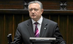 Wiceminister finansów: Banki już powinny przewalutowywać kredyty frankowe. I nie straszyć klientów