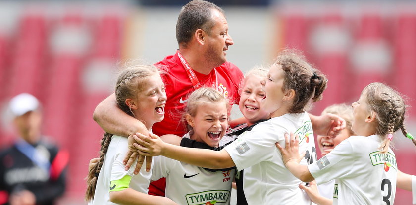 Znamy triumfatorów XVIII edycji Turnieju „Z Podwórka na Stadion o Pucharu Tymbarku”