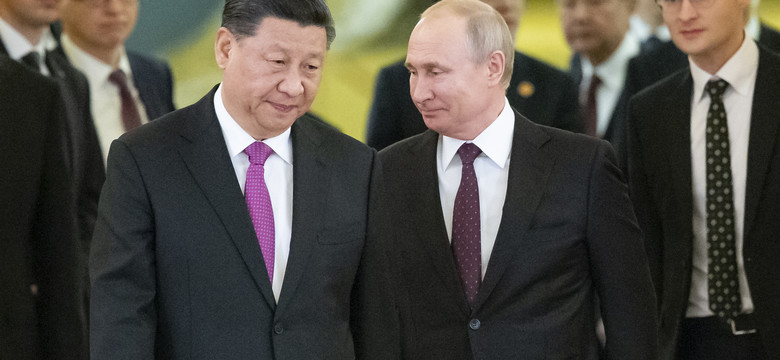 Tak Xi Jinping mydli oczy Zachodowi. "Desperacko potrzebuje Rosji"