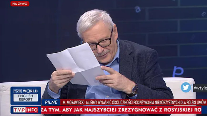 Na antenie TVP Info szydzono z Hołdysa (screen z programu)