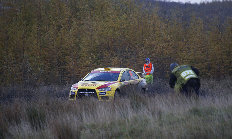 Rajd Wielkiej Brytanii 2009: mistrz świata Loeb w akcji - fotogaleria Rallyworld©Willy Weyens